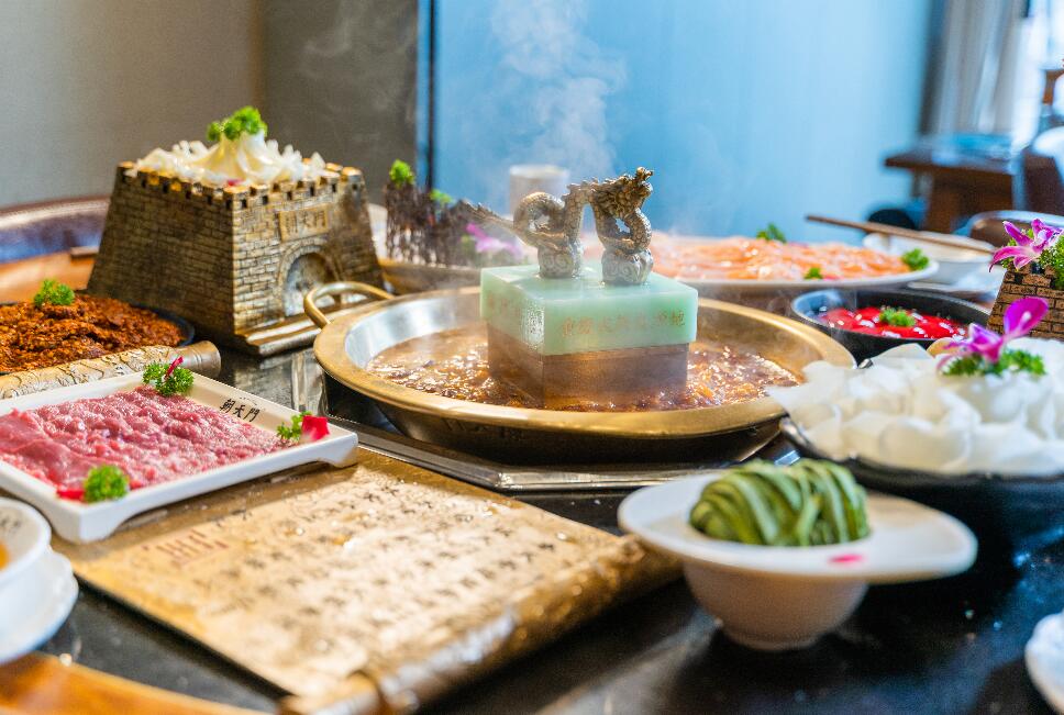 為什么越來(lái)越多的火鍋店開始采用明檔廚房？